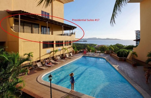 Playa Flamingo Alquiler De RV | New Listing! LOCATION! Views! Space! ★