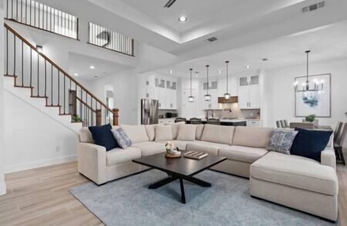 Walden on Lake Conroe Casa | New Listing* Modern Lake Conroe Oasis Pool Access, Near Golf, New Listing Modern Lake Conroe Oasis