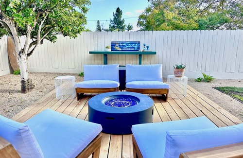 West Mesa Cabaña | New Listing! MesaRoc Surf Lodge A funky chateau steps to the beach or the action