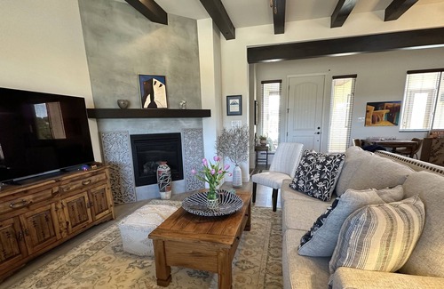 Santa Fe Casa | NEW LISTING: Modern Adobe styled sanctuary 10 minutes from downtown Santa Fe