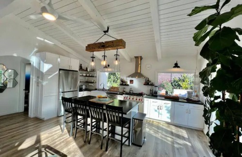 West Mesa Casa | New Listing Monthly, Mesa Gardens, 2 Bed Home w/ Private Jacuzzi & Koi Pond