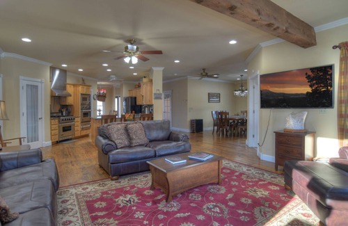Creede Casa | New Listing!One-of-a-Kind Luxe Riverfront Home-Fishing Access-Mins Dtn Creede