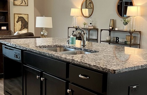 Tomball Casa | NEW LISTING! Open dates!Cute, Well Decorated Home near all Houston has to offer!