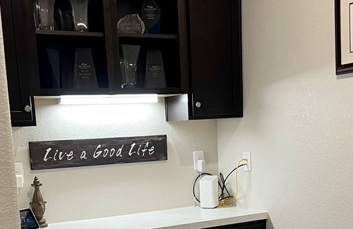 Tomball Casa | NEW LISTING! Open dates!Cute, Well Decorated Home near all Houston has to offer!