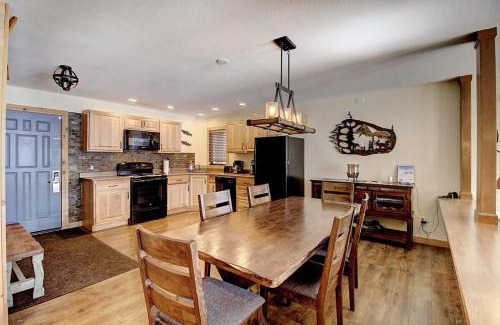 Silvercreek Casa | New Listing - Slopeside condo with Private Hot Tub