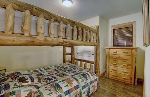 Silvercreek Casa | New Listing - Slopeside condo with Private Hot Tub