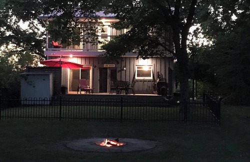 Romney Cabaña | NEW LISTING! Spacious Beachfront Retreat on Lake Erie