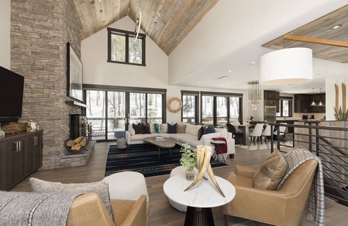 Spanish Peaks Cabina | New Listing! Spanish Peaks Ski-in/Ski-out Cabin with Hot Tub, Fireplace, Heated Garage and Grill!