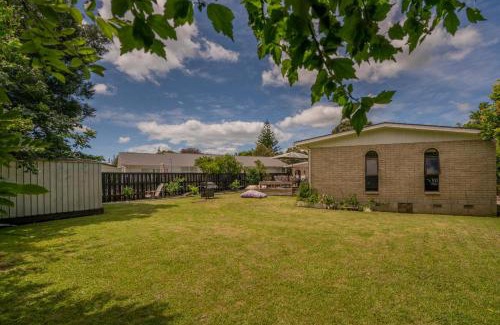 Whitianga Casa | New Listing Special - Coastal Whiti Comfort