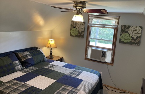 Mauston Cabina | New Listing Special Pool Table, Dart Board, Sleep 6, Near Castle Rock Lake/Dells