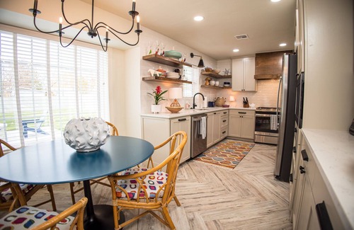 Norman Casa | --- NEW LISTING --- The Pickard at OU - a LUXURY family entertaining retreat!