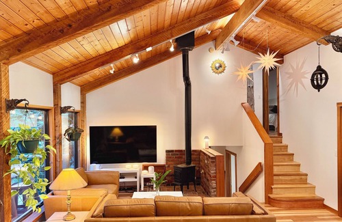 Tofino Casa | New listing: Tofino Cabin at Chesterman Beach