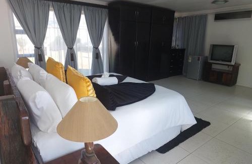 Universitas Casa | NEW LODGE - Universitas