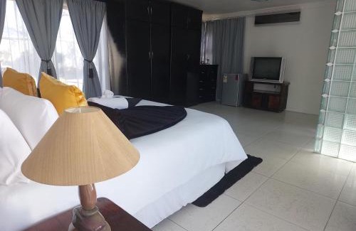 Universitas Casa | NEW LODGE - Universitas