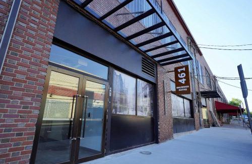 North Oakland Apartamento | New Loft 5 min to PPG or Convention center Sleeps 4