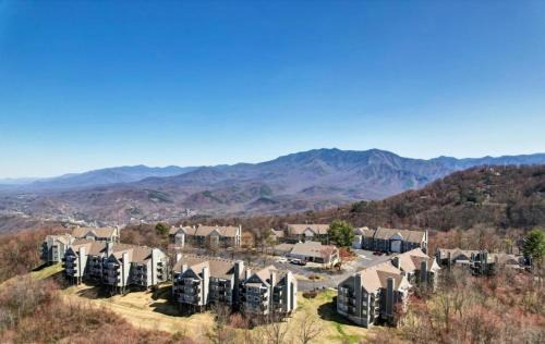 Chalet Village Casa | NEW- Lovely 2-Bdr2Bath Gatlinburg Condo with resort indoor pool hot tub Wi-fi, great location