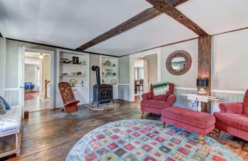 Williamsville Casa | New Lovely Vermont Hamlet Home near Rock River