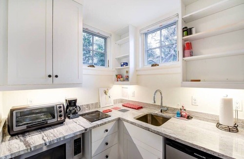 Cleveland Park Apartamento | New Luxe Studio Cleveland Park near Zoo