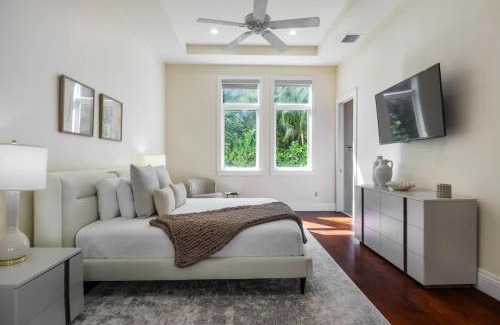 Plantation Casa | New Luxe Super Villa by The Glam Homes
