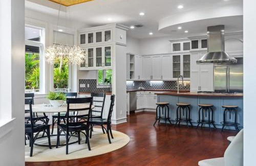 Plantation Casa | New Luxe Super Villa by The Glam Homes