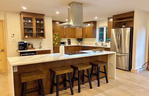 St-Adolphe-d'Howard Casa | Josephine Waterfront/SPA/WiFi /Ping-Pong/Kayak+