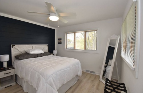 Fox Lake Casa | New Luxurious Ice Fishing Getaway