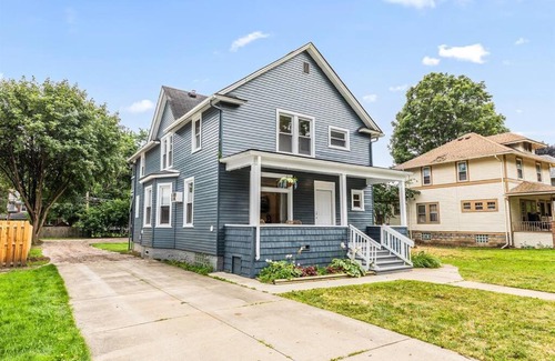 Mount Clemens Apartamento | New! Luxury 1BR Flat near Downtown Mount Clemens
