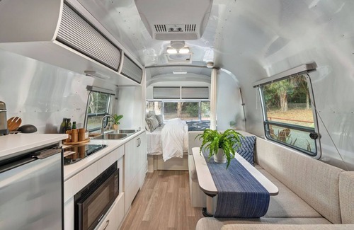 Arroyo Grande Casa | New: Luxury Airstream Experience on 5 Acres!