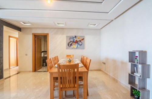 Secteur Touristique Apartamento | New Luxury Apartment 130sqm with SeaView WiFi Unlimited with Optical Fiber