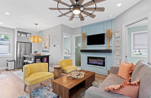 North End Condominio | New! Luxury Coastal Cottage 2BR Retreat. Walk to beach and Boardwalk