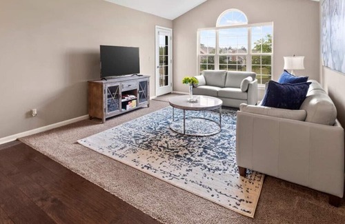 Shelby Township Condominio | New luxury condo spectacular views