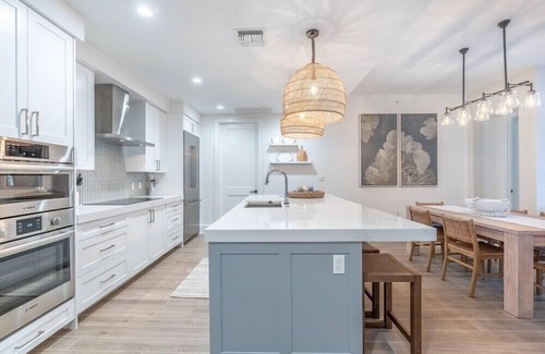 Redevelopment Area Condominio | NEW LUXURY CONDO WITH BEST NAPLES LOCATION!!!