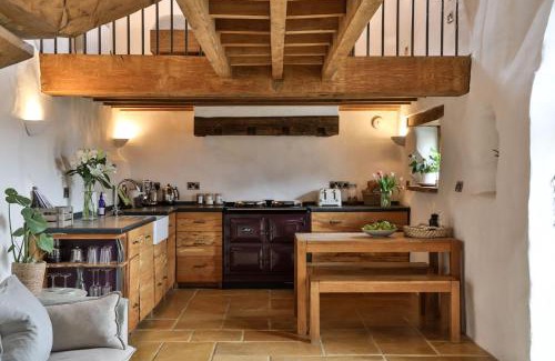 North Buckland Casa | NEW Luxury Devon Barn Conversion
