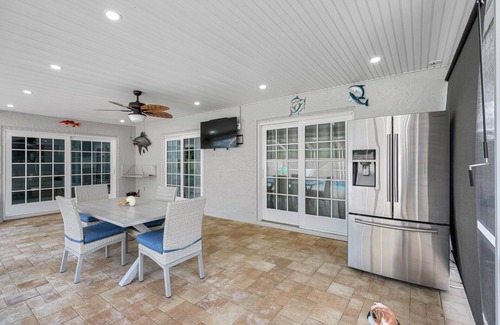 Greater Northdale Casa | 14 minutes from the airport,WiFi,13min Busch garden,BbQ,WiFi-LUxury HoMe