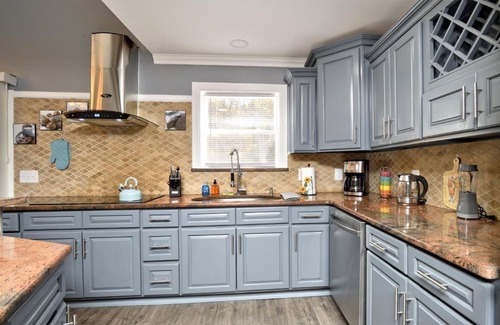 Long Pond Casa | NEW Luxury Pocono house -Newly renovated -Hot Tub -Game Room -Firepit -Pet Friendly -Near attractions
