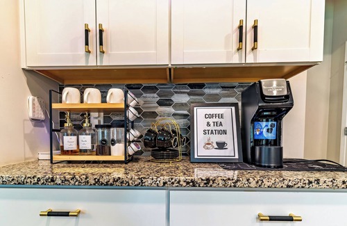 Southeast Raleigh Casa | NEW!Luxury Raleigh Entire 4bd HOME, Baby & pet Friendly, 15min to DT, EV charger