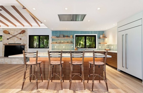 Kailua Casa | Local perfecto - pasos a la playa - piscina climatizada - AC - Contacte al propietario para conocer las tarifas