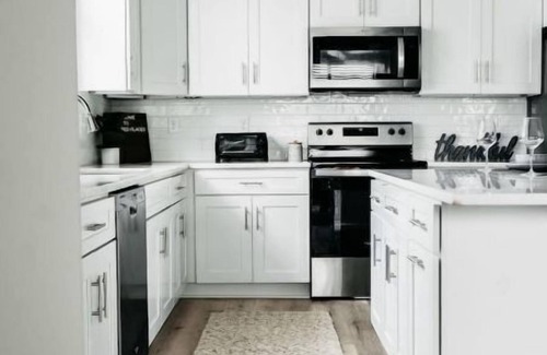 Youngsville Casa | New Luxury Townhome