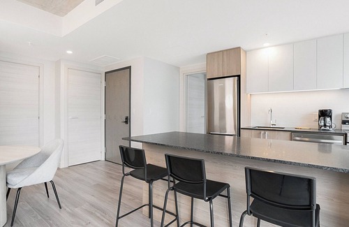 Milton Park Apartamento | New Luxury Unit in Heart of MTL 803 | Metro access