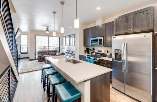 Winter Park Casa | New Luxury Villa 268 I Rooftop Hot Tub I Great Views I Best Price I FREE Adventures Daily