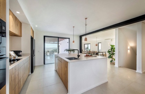 Falfeira Villa | New Luxury Villa with breathtaking Lagos, Countryside and Ocean views