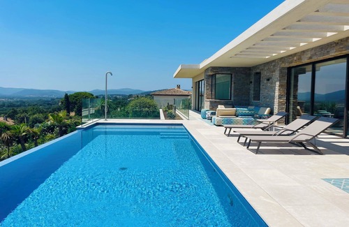 Guerrevieille Villa | New luxury villa with magical sea view over the Gulf of St Tropez