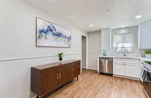 Highlands Casa | NEW Mid-Century Golf Retreat! 2 Kings I Mtn View