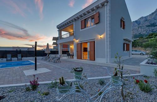 Makarska Villa | NEW! Milan's House with pool, Mediterranean