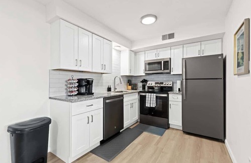 Royal Oak Apartamento | Spacious 2BR Flat near Downtown Royal Oak