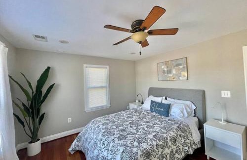 West Falls Church Apartamento | New, Modern, 3 bed/3 bath Apt, 10 miles to DC!