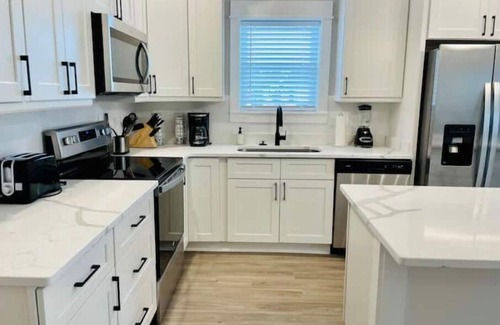 Pine Island Condominio | NEW! Modern 3 bedroom beach condo with hot tub - BEACH DUNE