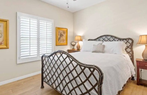 El Paso Casa | NEW Modern 3BR/2BA Near Mountain w/Tesla Charge⚡️