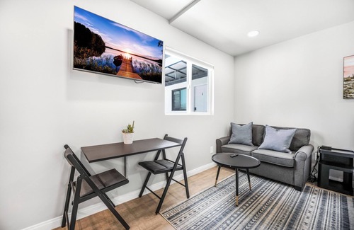 El Cajon Apartamento | New Modern Apartment w/ AC - Central to SD