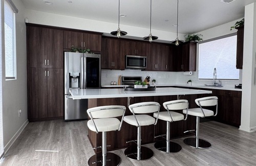 Downtown Casa | NEW! Modern Coastal Escape 3BD/2.5BA